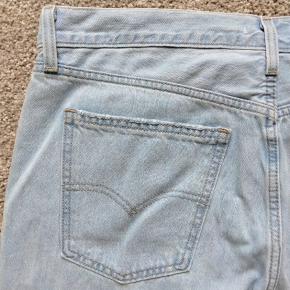 NWT 32 14 Levi's Low Pro Straight Leg Light Wash Destructed Denim Jeans NEW - Picture 11 of 14